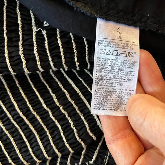 Old Navy XL Fit & Flare Off-The-Shoulder Puff-Sleeve Smocked Cotton-Poplin Dress - Picture 8 of 9